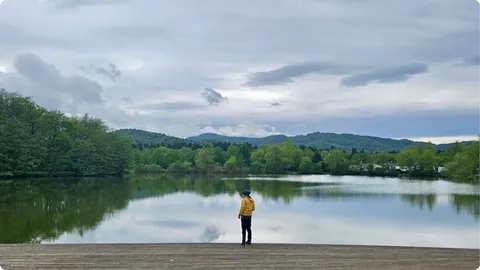 Podno Rožnika je Koseški bajer, umjetno (i jako fotogeničko) jezero na periferiji Ljubljane