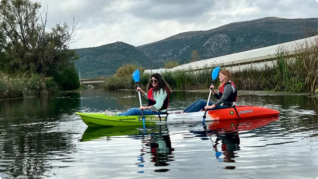 Naša mala ekspedicija – podijelili smo se na muški i ženski kajak