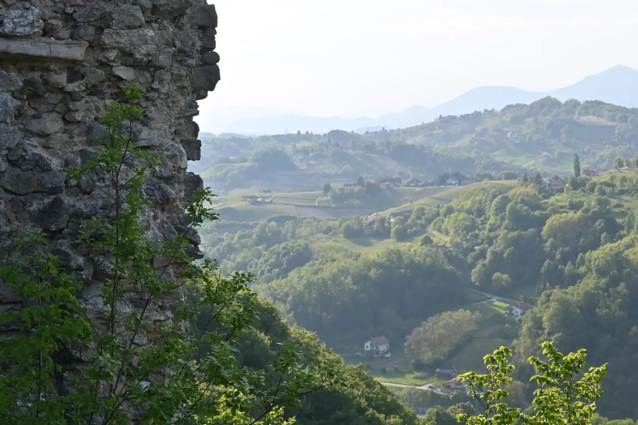 Kostelgrad — fotografija 1 od 9