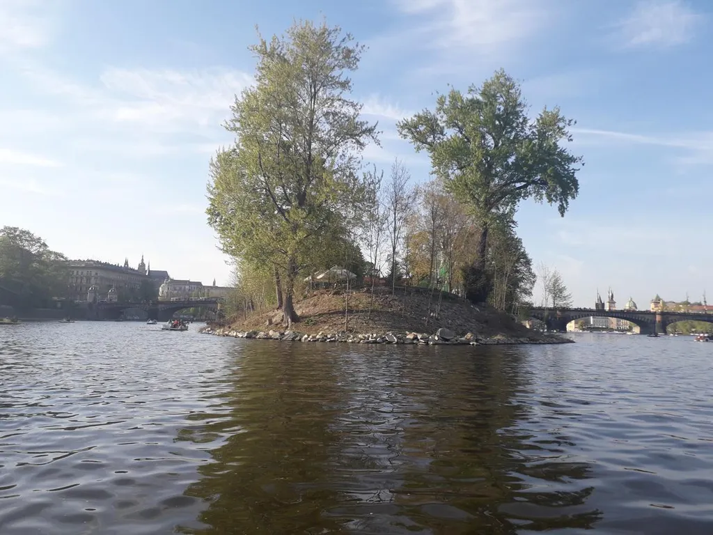 Vožnja brodom u Vltavi