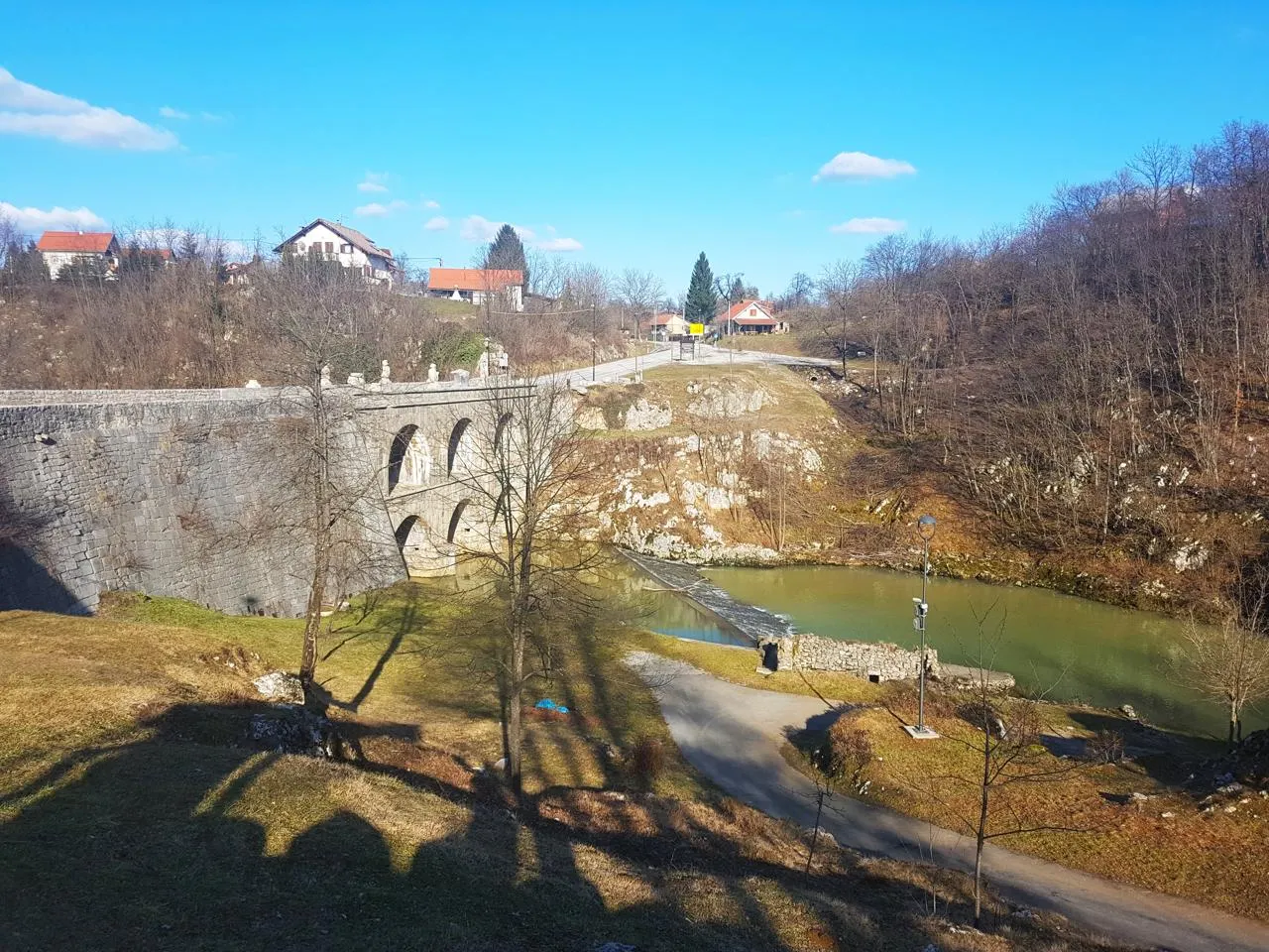 Most Tounj — fotografija 1 od 7