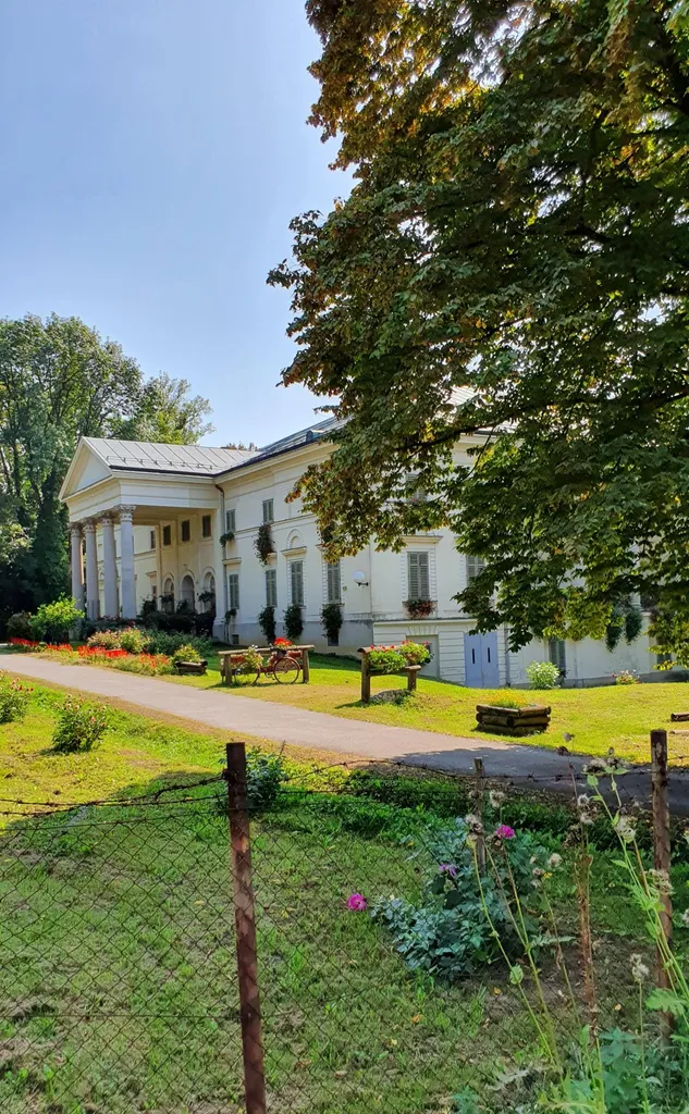 Dvorac Januševec