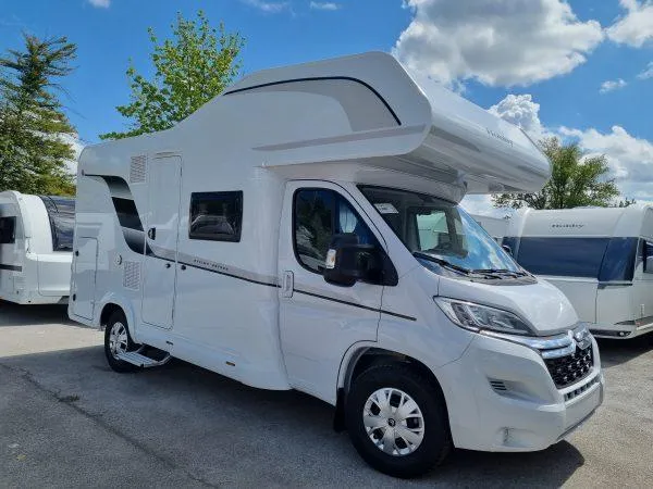 Bauer Caravan Centar