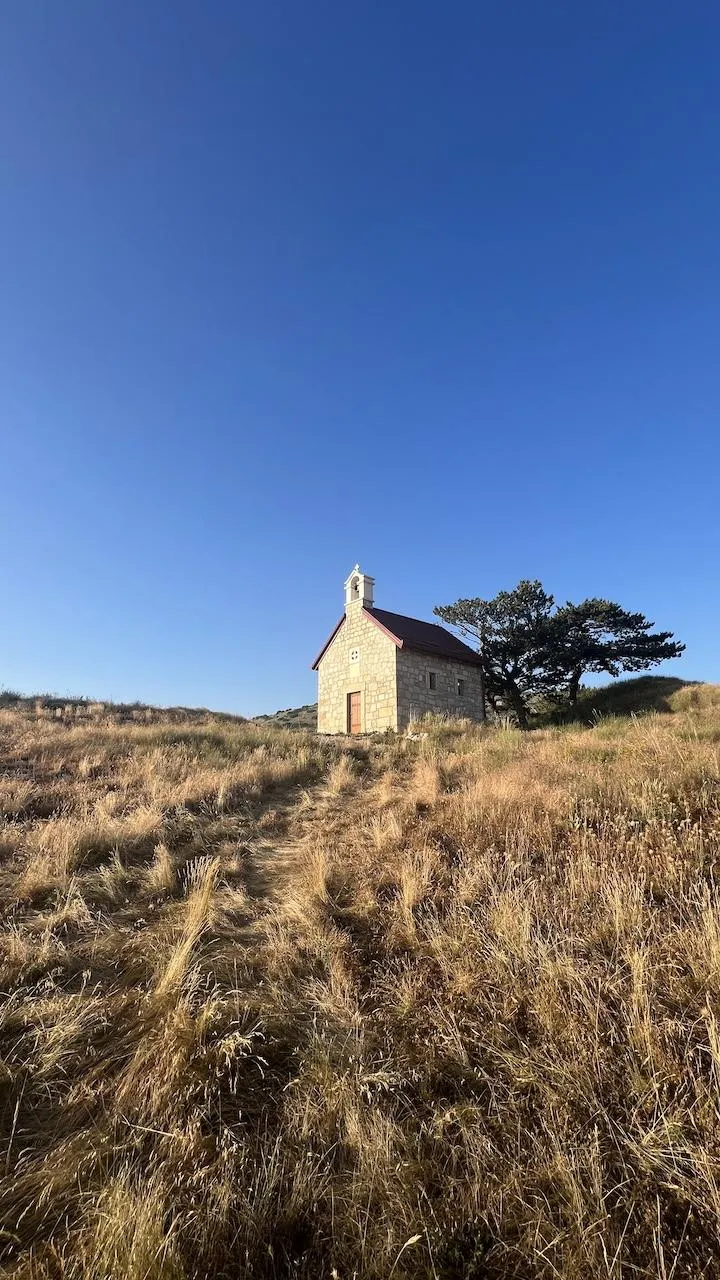 Mandina gradina - najljepši pogled na Duvanjsko polje — fotografija 1 od 8