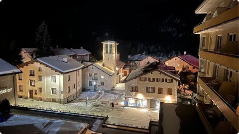 Pontresina – pogled na centar gradića iz hotelske sobe