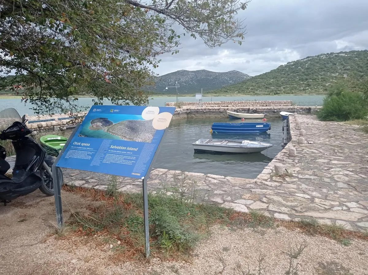 Vransko jezero - ulaz Prosika — fotografija 1 od 18