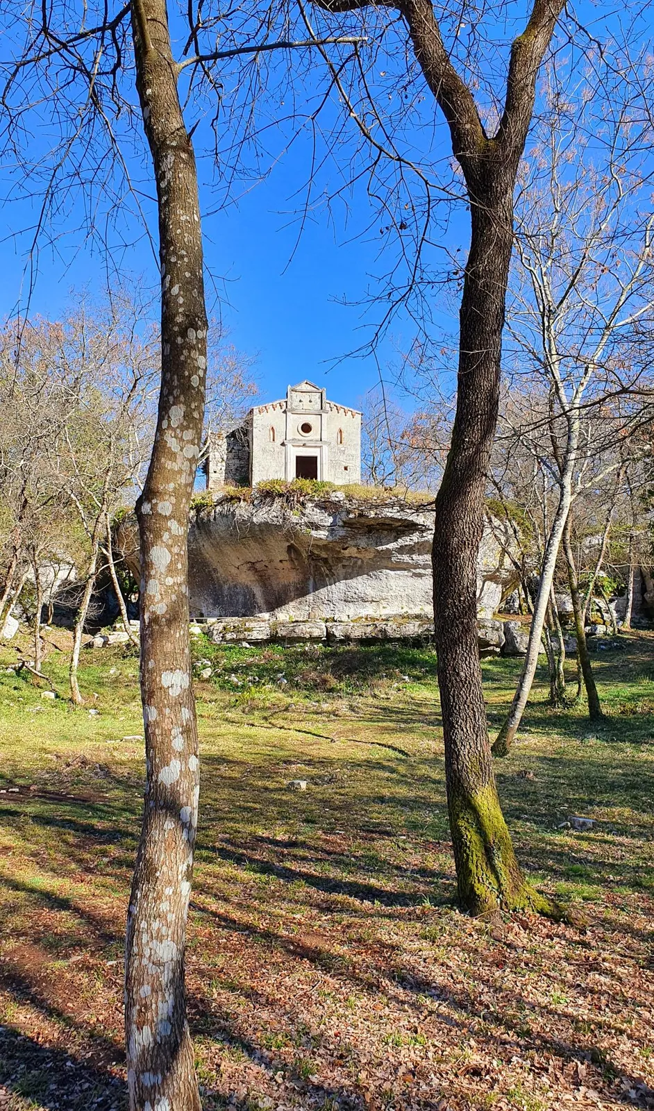 Crkva sv. Petra na stijeni — fotografija 1 od 10