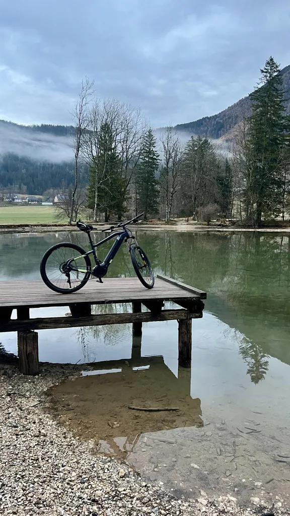 Planšarsko jezero - Biser Alpa skriven u Sloveniji