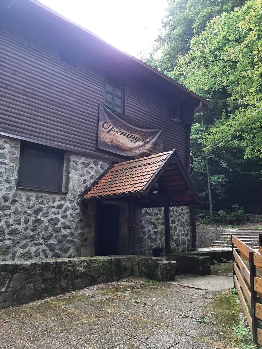 Kraljičin zdenac — fotografija 1 od 6