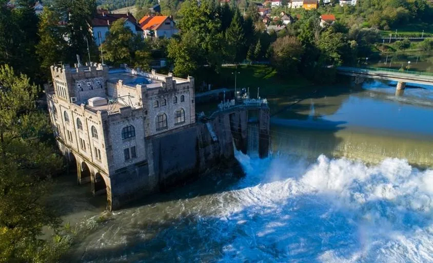 Mala hidroelektrana Ozalj- Munjara — fotografija 1 od 4
