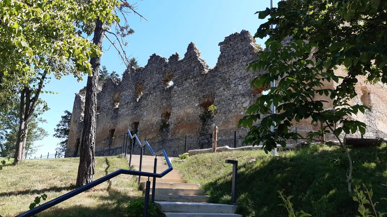 Restoran Ambar — fotografija 1 od 8