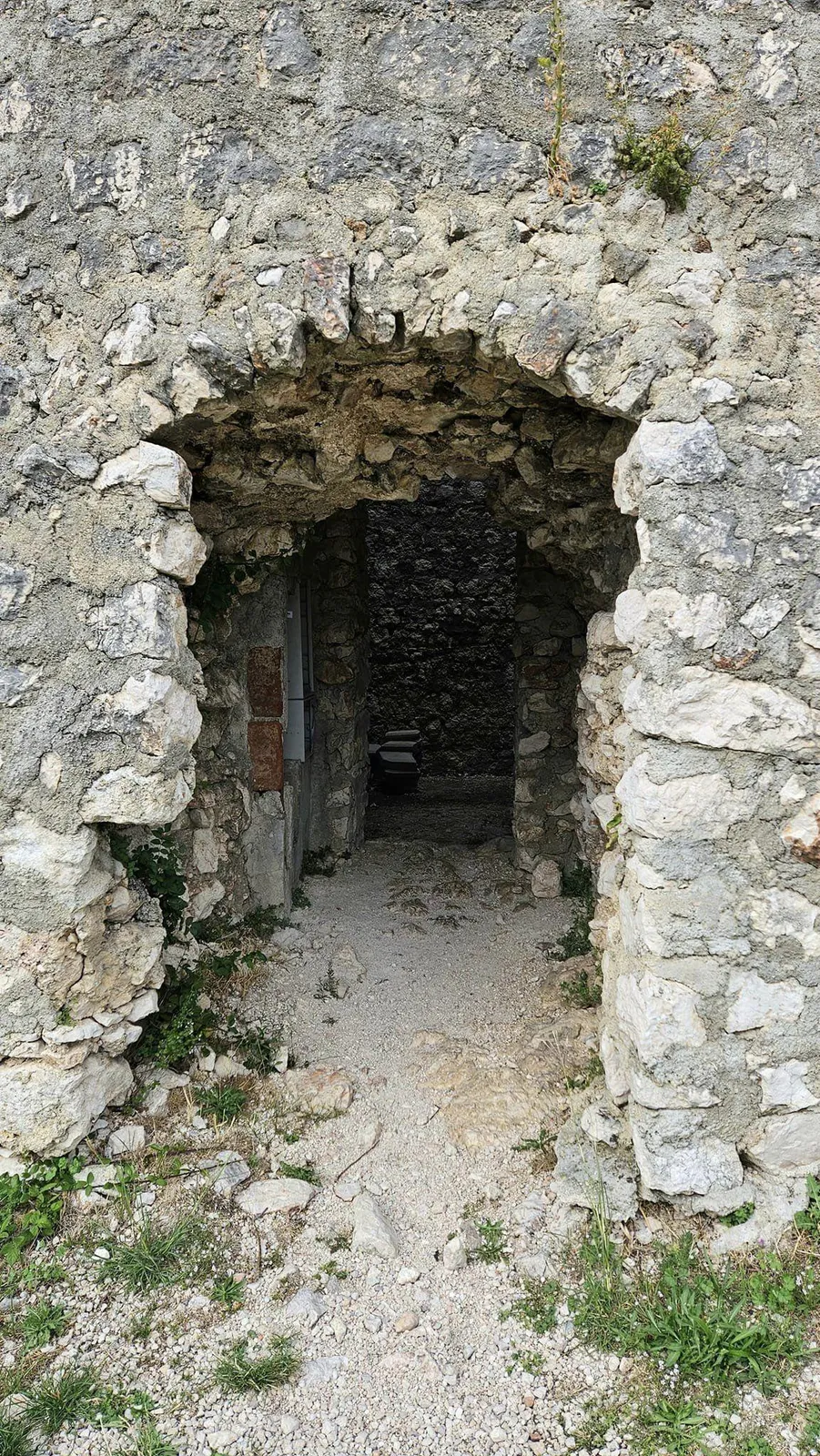 Dvorac Drivenik — fotografija 1 od 8