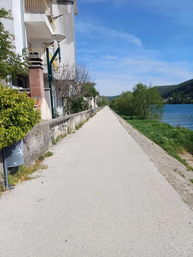 Šetnja uz Neretvu